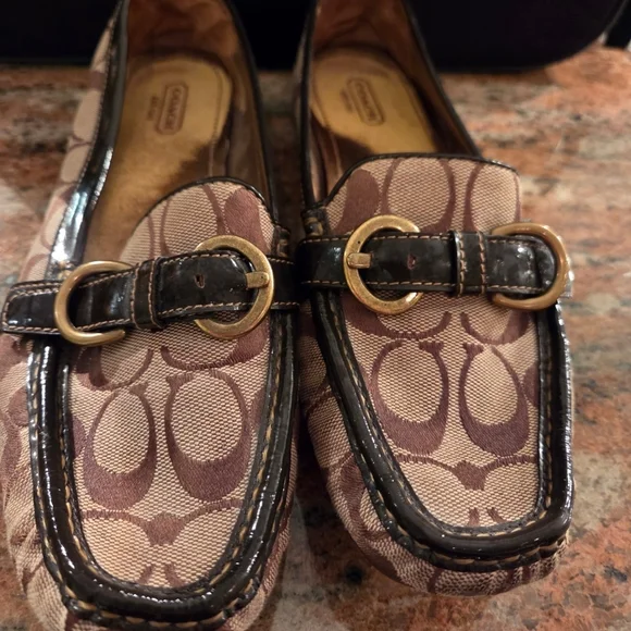 Coach Signature Tan and Brown Loafers - Picture 1 of 4